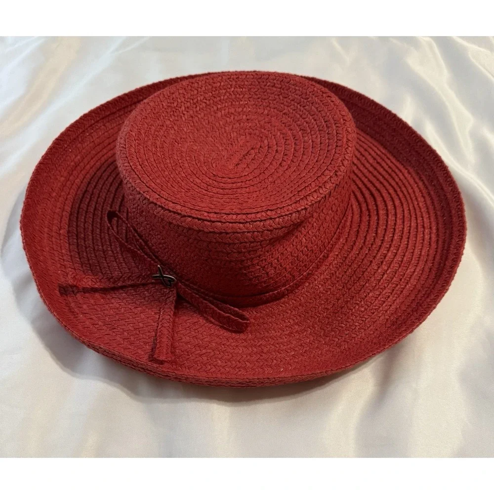 BETMAR NEW‎ YORK Floppy Sun Hat Women's Red Paper Straw Wide Brim Beach LOGO